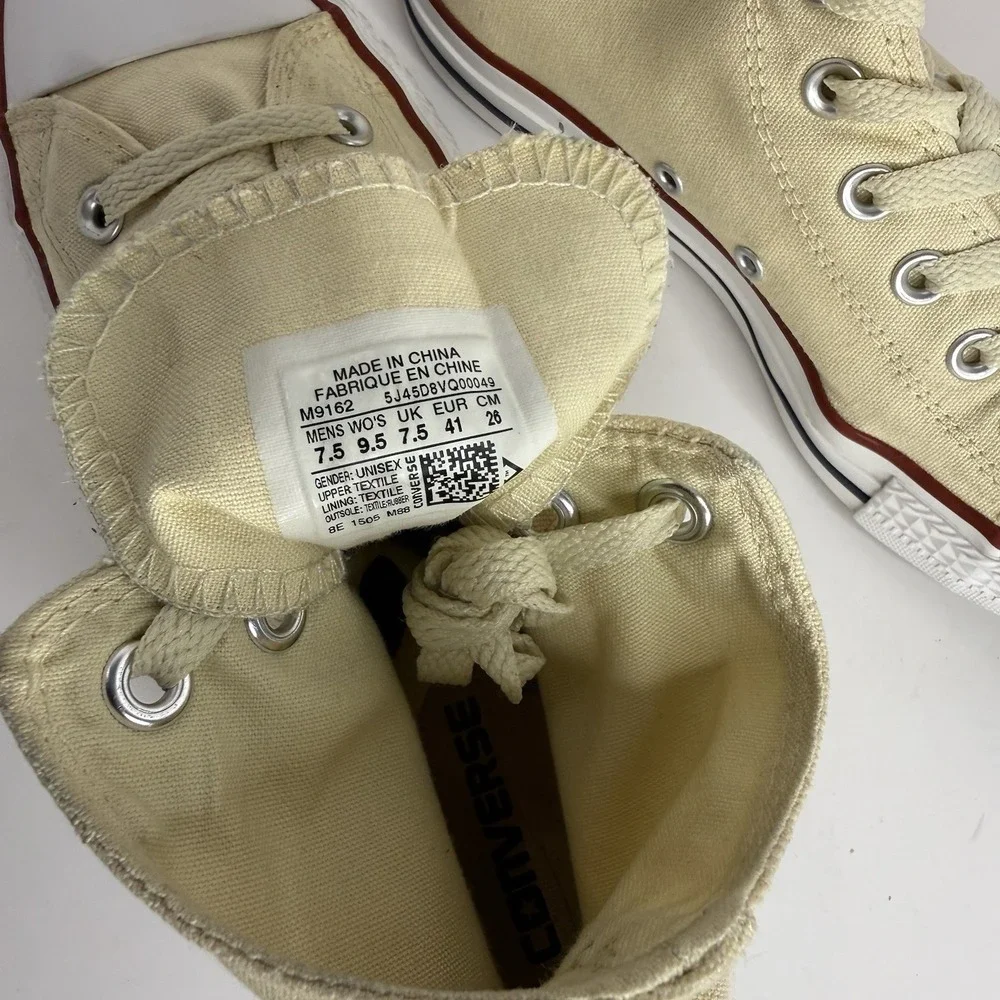 Butter Cream Unisex Converse Chuck Taylor High Tops Size 7.5 Mens 9.5 Womens